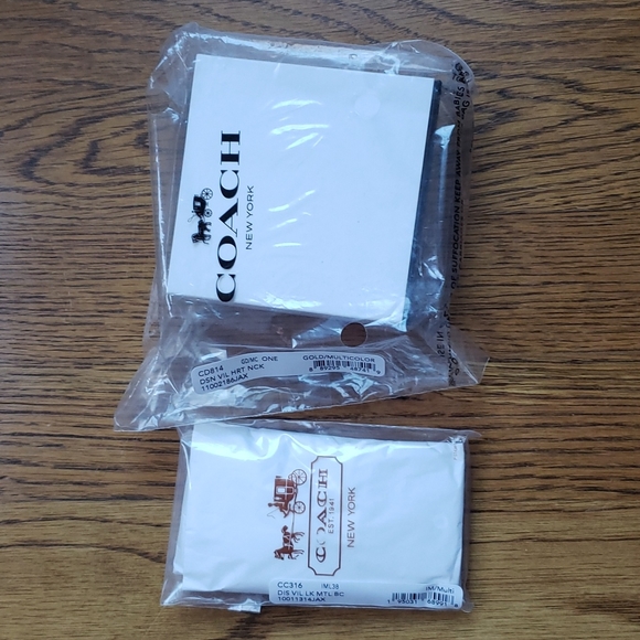 NWT Coach x Disney Matching Villains Locket Bag Charm And Heart Necklace - Picture 5 of 7